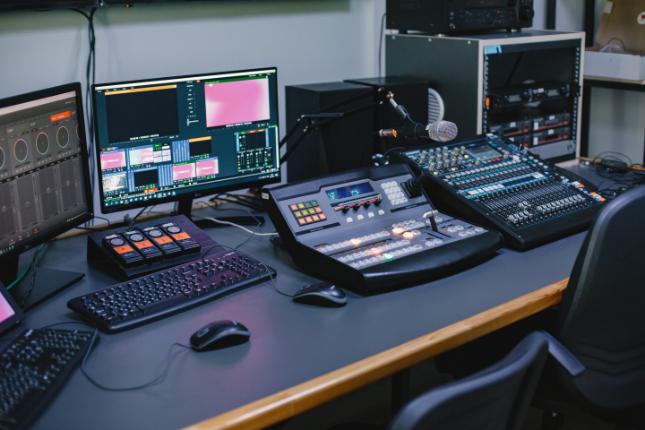 AV presentation equipment Banner
