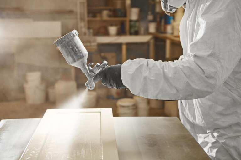 Kitchen Spray Painters banner 1 768x512