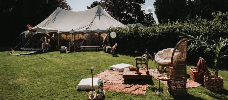 Outdoor wedding at Barolin Farm 1600 x 700 1599x700 1 768x336