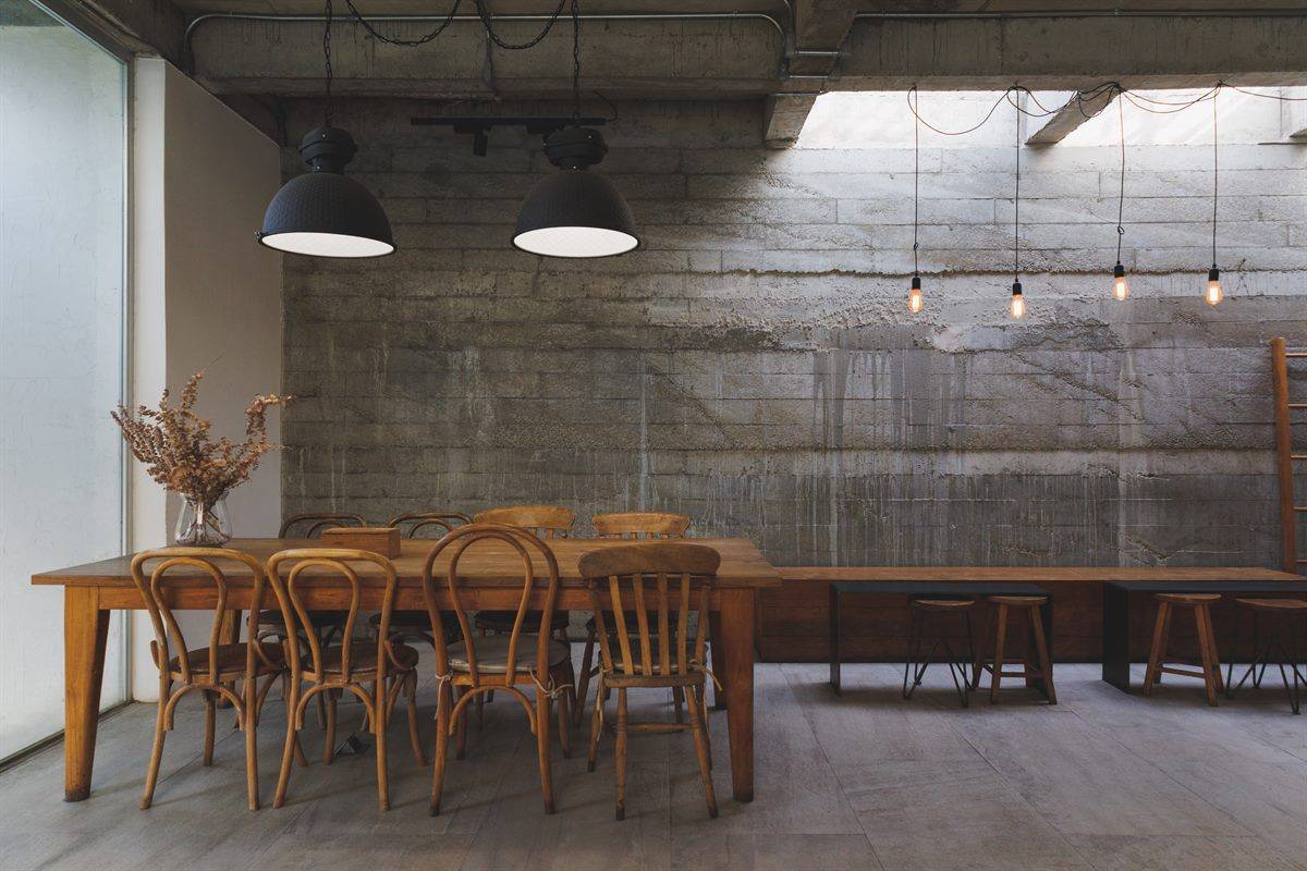 Cafes & Coffee Shops in the UK