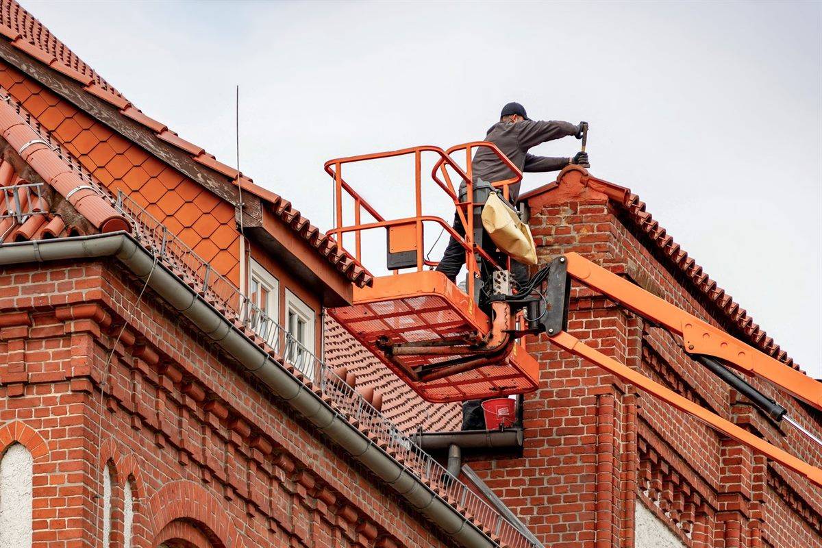 Roofers in Altrincham