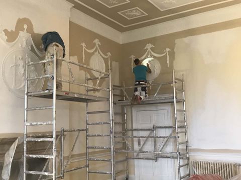 Ross & Co Painters & Decorators Ltd