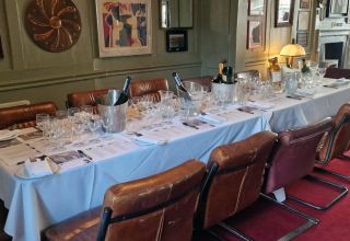 A P M Wine Investment