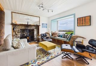 Sea View House