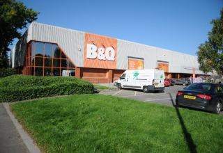 B&Q
