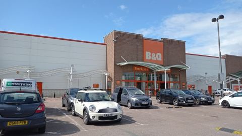 B&Q