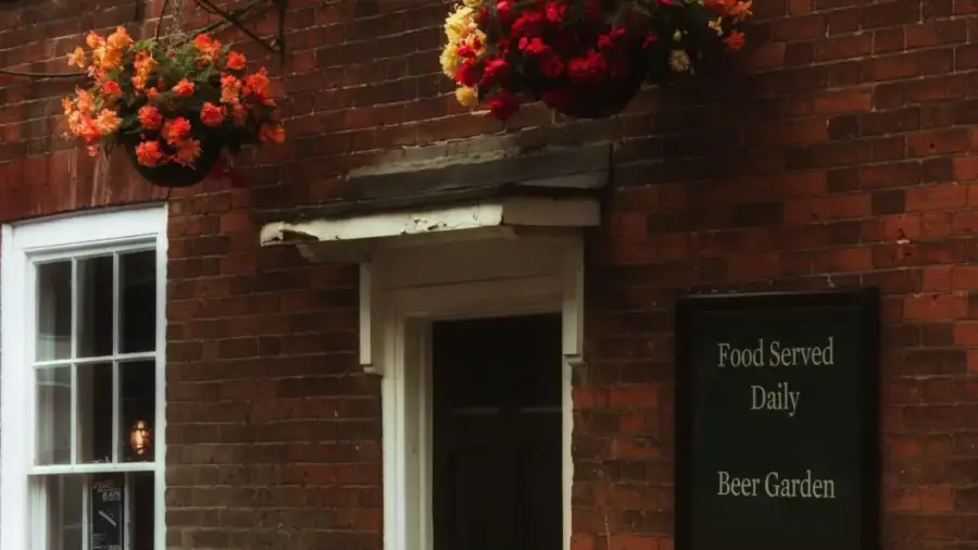 Business Rates Relief for UK Pubs: What It Means for Owners